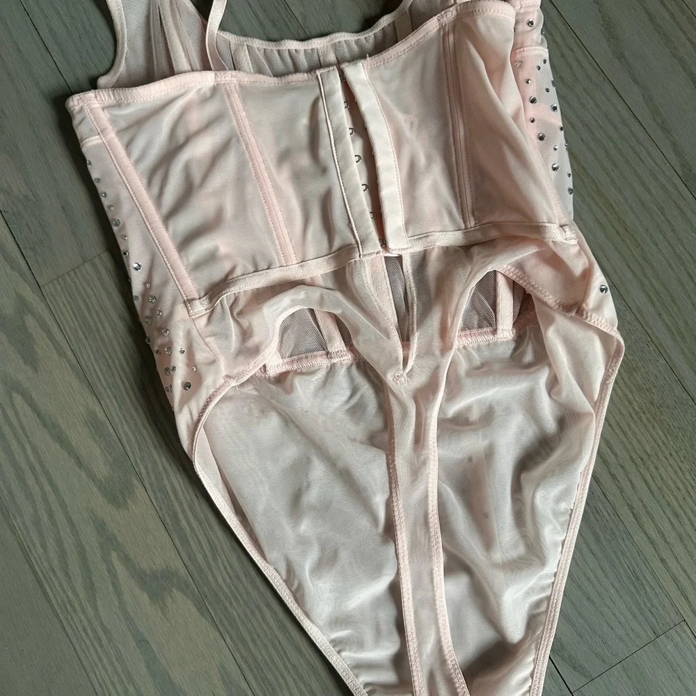 Victoria Secret Pink Rhinestone Bodysuit. Sz L. NWT! - Picture 3 of 7